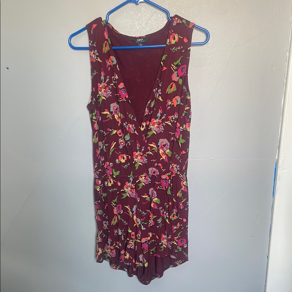 Obey Women’s small burgundy floral sleeveless romper girly flowers festival boho